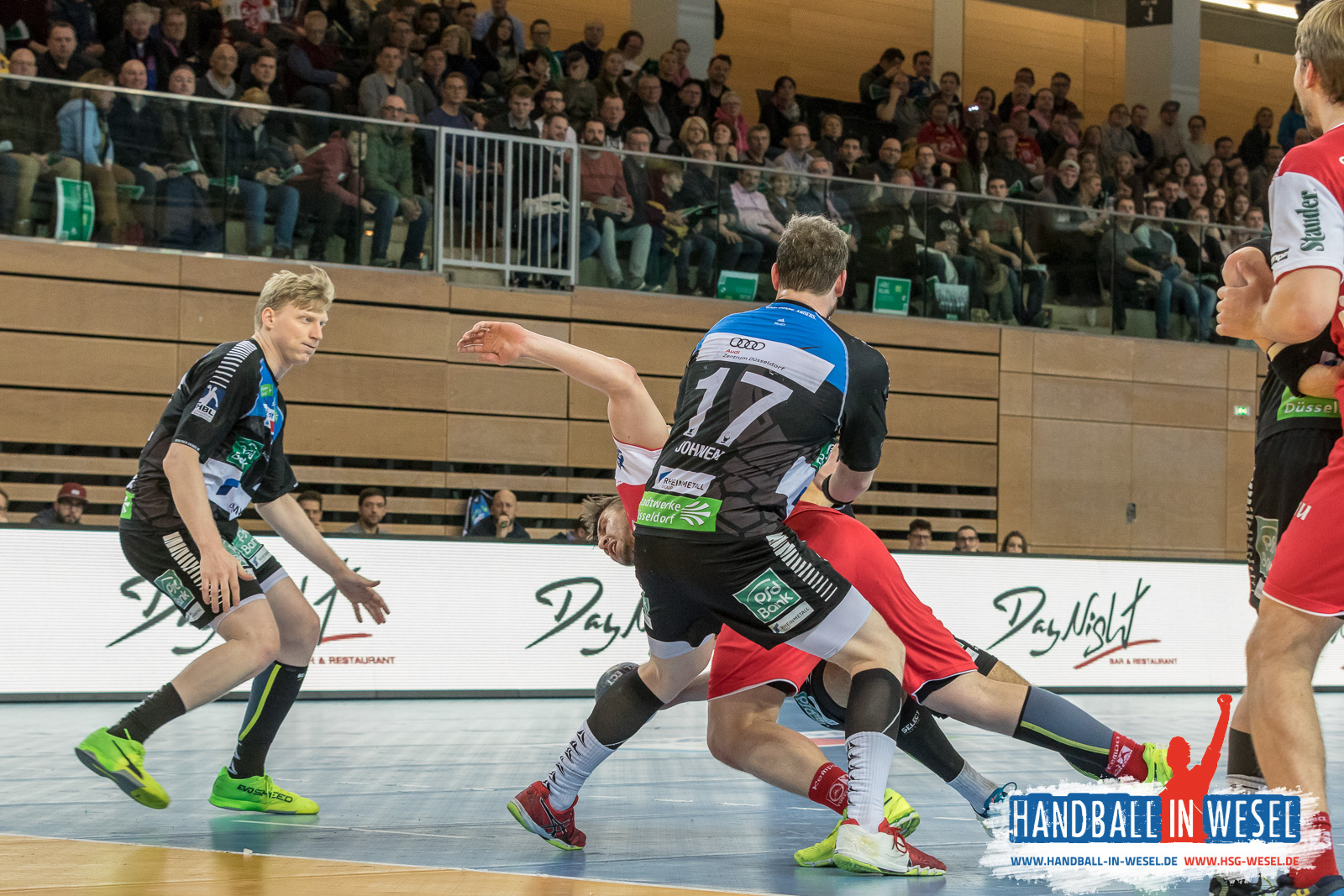 HC Rhein Vikings - TuSEM Essen 32:29 (17:14) / 2.Liga / DKB Hand